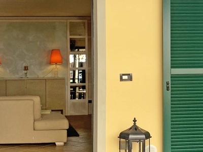 Casa semindipendente a Viareggio, 4 locali, 2 bagni, arredato, 140 m²