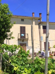 Casa semindipendente in Via Vaschia, Pico, 7 locali, 2 bagni, 150 m²