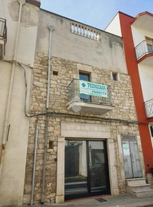 Palazzo in vendita a Cassano Delle Murge
