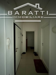 Quadrilocale a Mantova, 1 bagno, arredato, 90 m², 4° piano, ascensore