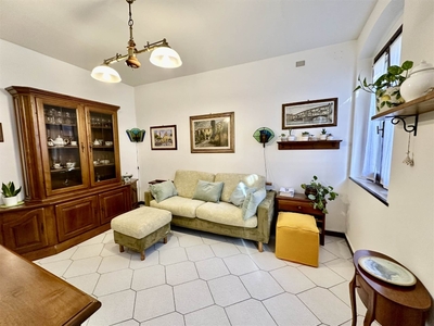 Quadrilocale in Via romana, Firenze, 1 bagno, 75 m², 2° piano