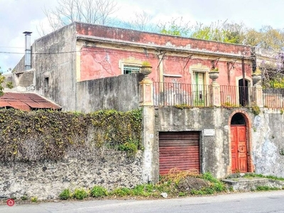 Rustico/Casale in Vendita in Via delle Rose 105 a Giarre