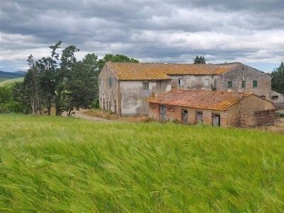 Rustico in Villa Magna, Volterra, 30 locali, 1600 m², da ristrutturare