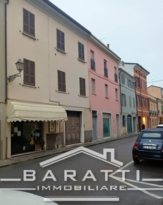 Terratetto - terracielo a Mantova, 10 locali, 3 bagni, 200 m²