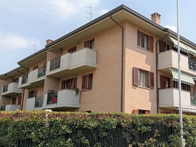 Trilocale in Via Solferino 4, Desio, 2 bagni, arredato, 100 m²