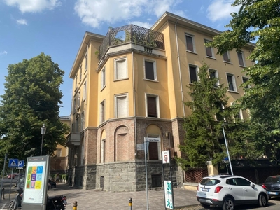 Viale Rustici 10 trilocale 129mq