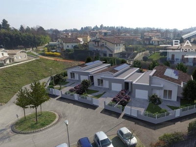 Villa a Volta Mantovana, 7 locali, 2 bagni, giardino privato, 135 m²