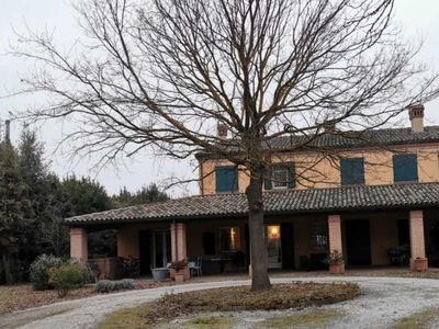 Villa bifamiliare 10 vani 414mq