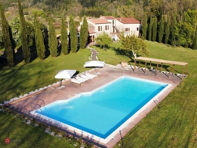 Villa in Vendita in Via San Martino a Licciana Nardi