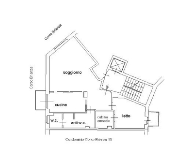 Appartamento in Vendita a Torino, 120'000€, 82 m²
