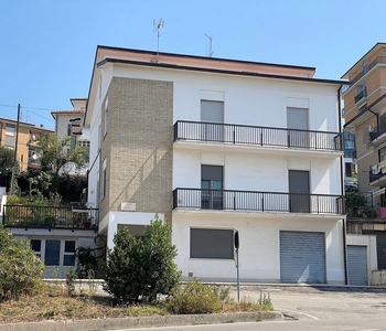 Appartamento in vendita, Fermo carabinieri - piscina