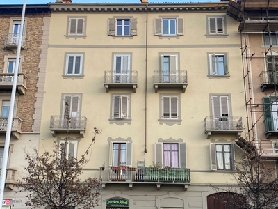 Appartamento in Vendita in Corso Principe Oddone 40 a Torino