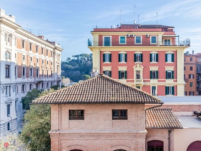 Appartamento in Vendita in Piazza della Marina a Roma