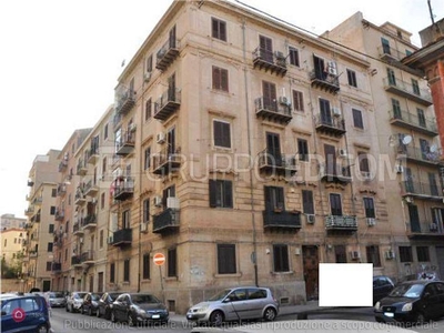 Appartamento in Vendita in Via Antonio Marinuzzi a Palermo