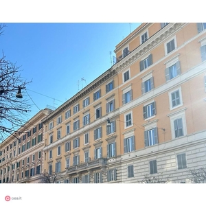 Appartamento in Vendita in Via Cola di Rienzo a Roma