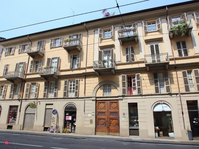 Appartamento in Vendita in Via Eusebio Bava 3 a Torino