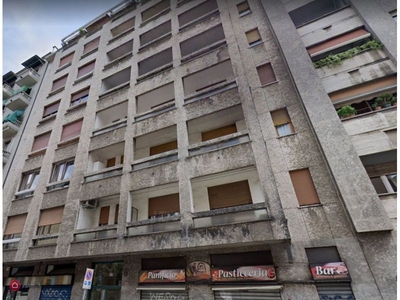 Appartamento in Vendita in Via Gianfranco Zuretti 2 a Milano
