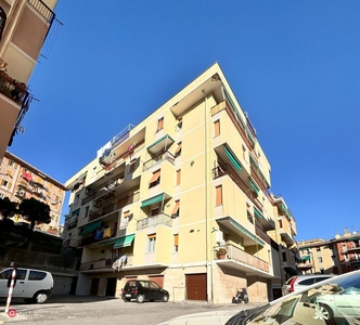 Appartamento in Vendita in Via Giovanni Arrivabene 54 c a Genova