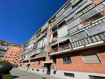 Appartamento in Vendita in Via Lanzo 175 a Torino