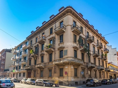 Appartamento in Vendita in Via Luigi Galvani 5 a Torino