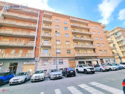 Appartamento in Vendita in Via Michele Coppino 103 a Torino