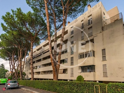 Appartamento in Vendita in Via Mondrian 1 a Roma