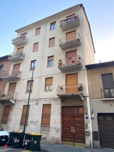Appartamento in Vendita in Via Pomaro 5 a Torino