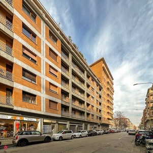 Appartamento in Vendita in Via Principi d'Acaja a Torino