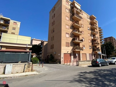 Appartamento in Vendita in Via Santa Maria di Gesù 98 a Palermo