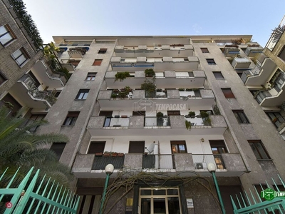 Appartamento in Vendita in Via Soperga 45 a Milano