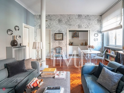 Appartamento in Vendita in Viale Tunisia 15 a Milano