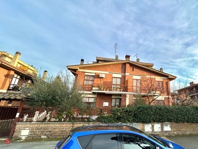 Casa Bi/Trifamiliare in Vendita in Via della Tenuta del Casalotto 35 a Roma