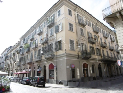 Casa Bi/Trifamiliare in Vendita in Via Giuseppe Mazzini 48 a Torino