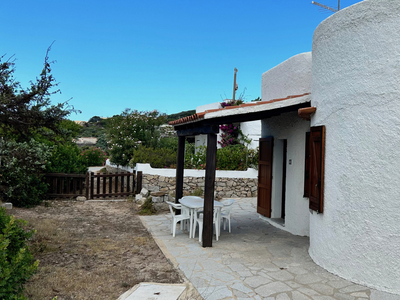 Casa indipendente in vendita a Santa Teresa Gallura