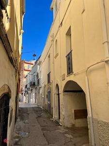 Casa indipendente in Vendita in Via EMANUELE DE DEO 38 a Gioia del Colle