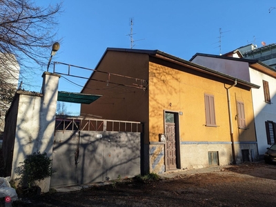 Casa indipendente in Vendita in Via Privata Branda Castiglioni 6 a Milano