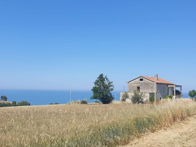 Casa indipendente vista mare a Altidona