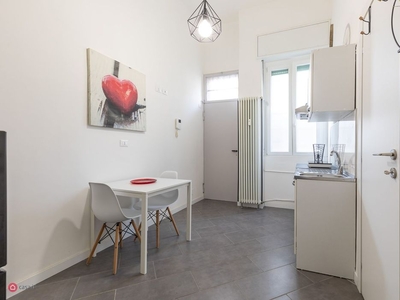 Appartamento in Vendita in Via Giuseppe Govone 31 a Milano