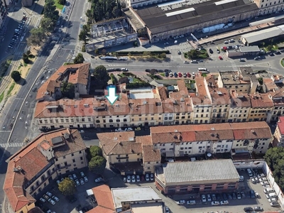 Negozio in Vendita a Firenze, 450'000€, 356 m²