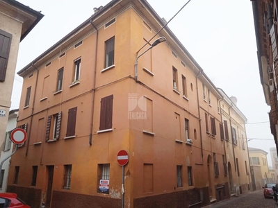 Palazzo in vendita a Mantova
