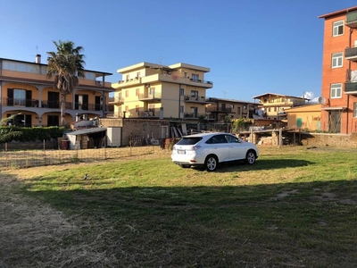 Terreno edificabile in Vendita a Roma, 220'000€, 1000 m²