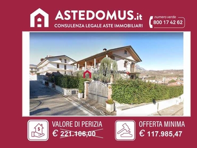 Villa in Vendita ad Avellino - 117985 Euro
