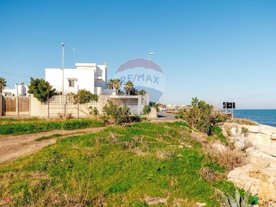 Villa in Vendita in Strada Cola di Cagno 80 a Bari