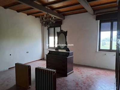 Villa quadrifamiliare in vendita a Marmirolo