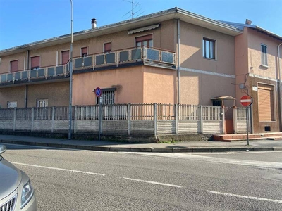 Casa singola da ristrutturare in zona Posta Nuova a Saronno