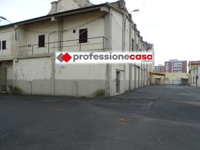 Stabile/Palazzo in vendita a Livorno
