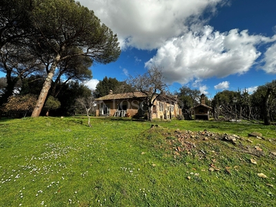 Villa a Roma in Via Appia Antica, Appia Antica