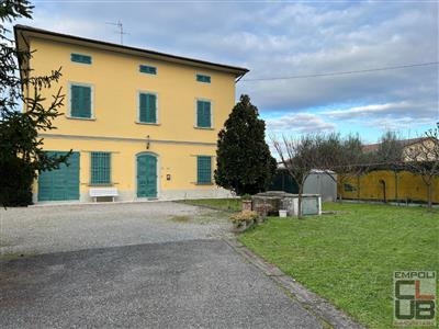 Villa in buono stato di 400 mq.