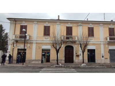 Appartamento in vendita a Sulmona, Viale Teofilo Patini 5