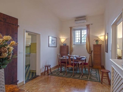 Appartamento in affitto a Firenze Lungarno Corsini